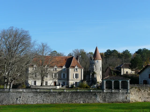 Jaure Chateau Pere Igor