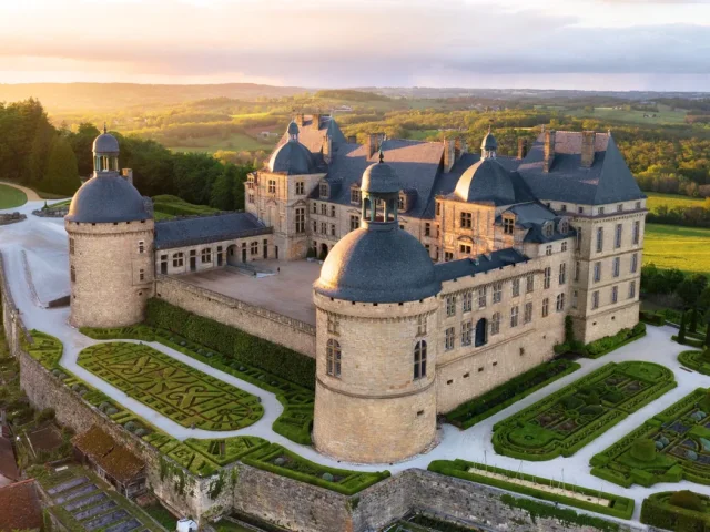 Chateau de Hautefort Chateaux En Fete