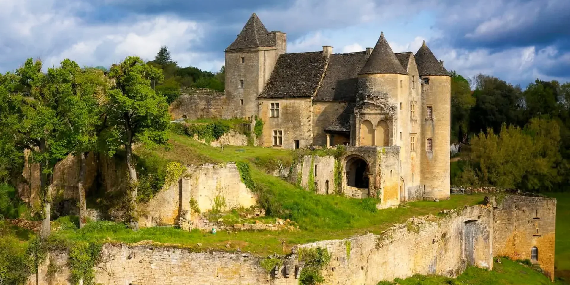 Chateau Salignac Chateaux En Fete