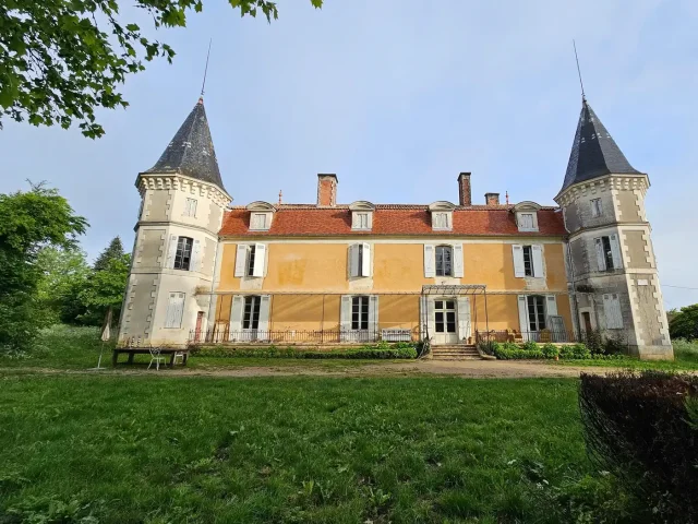Chateau Des Chauvaux Chateaux En Fete