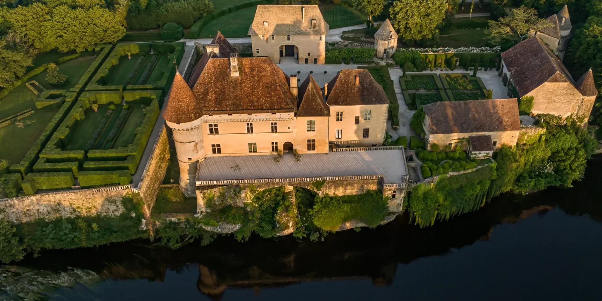 Chateau Et Jardins De Losse Chateaux En Fete