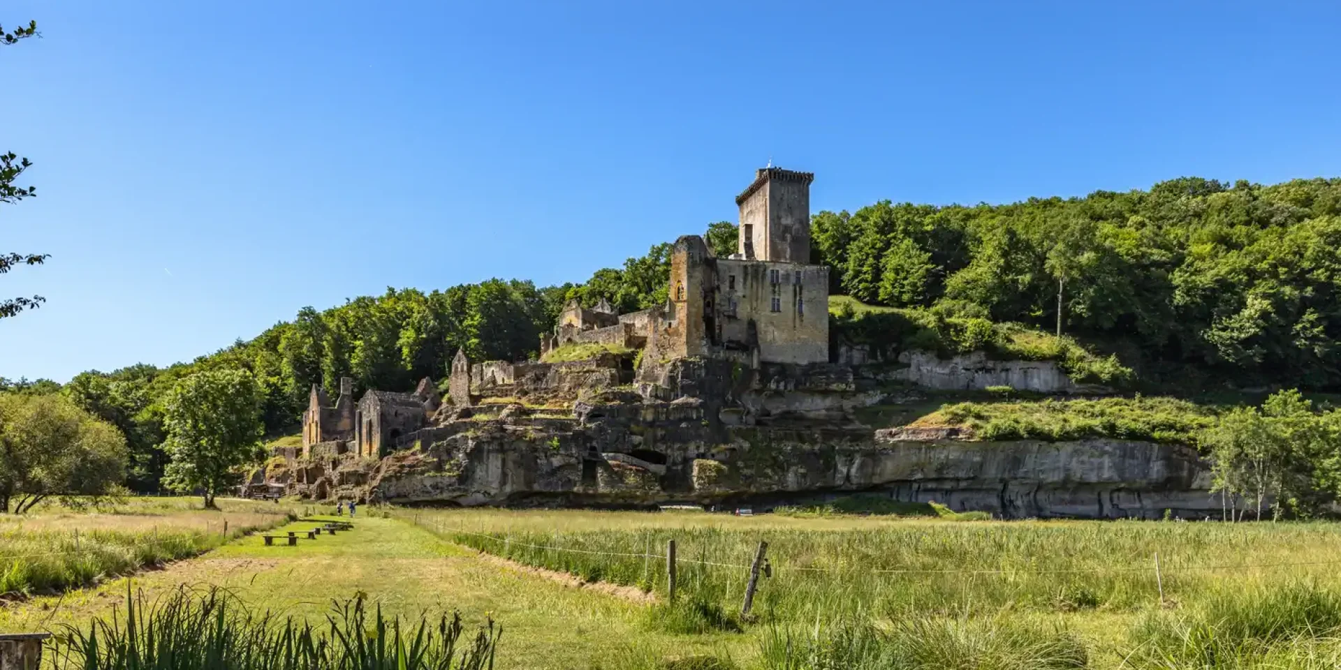 Chateau De Commarque Chateaux En Fete