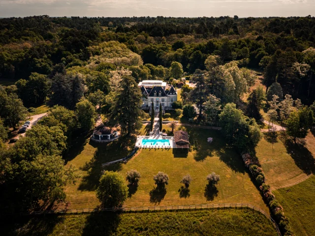 Vue Densembre Domaine De La Fauconnie