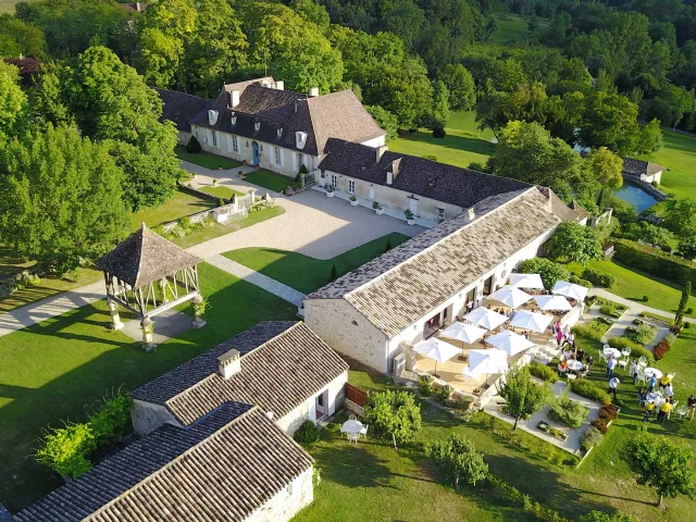 Hôtel-restaurant La Chartreuse du Bignac à Saint-Nexans