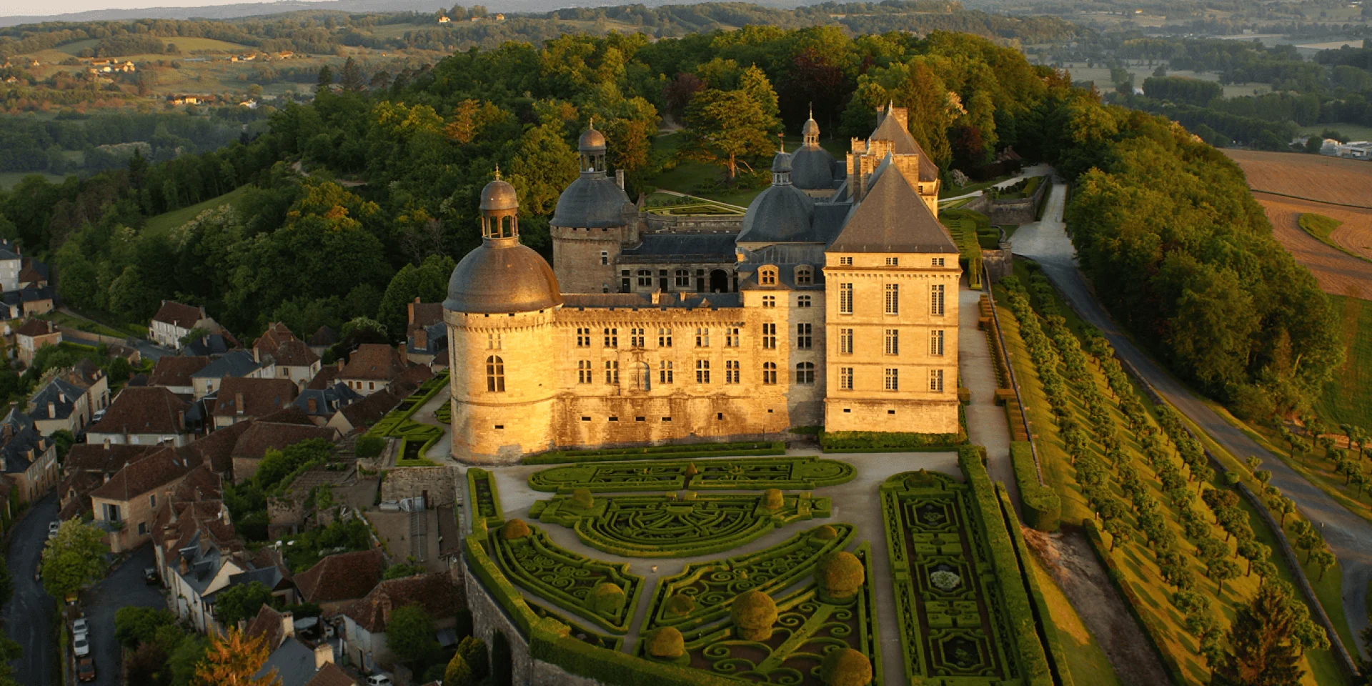 Château de Hautefort
