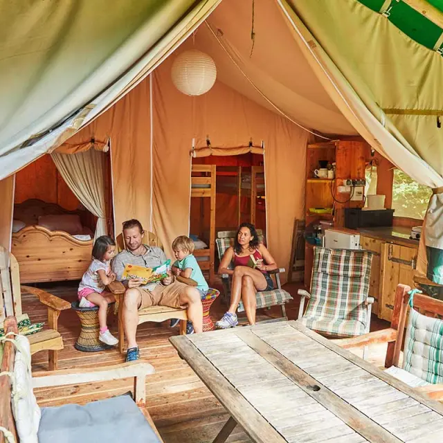 Camping La Jaurie à Ladignac-Le-Long