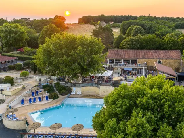 Camping Les Truffieires De Dordogne Webdeiclicdeicolle