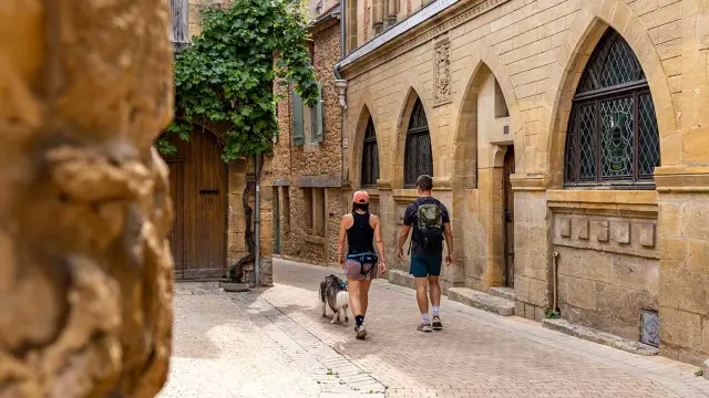 Chemin d'Amadour en Dordogne. Etape Le Buisson de Cadouin - Belvès
