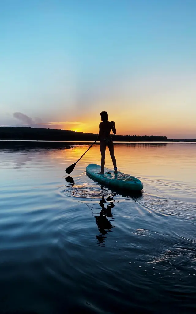 ivan-rohovchenko-paddle-unsplash.jpeg