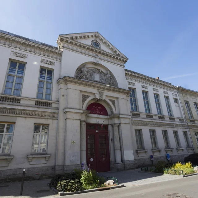 Palais Justice Tribunal Parlement Flandre Scarpe Cour Appel Assises Douai Douaisis Nord France (3) (c) Ad Langlet