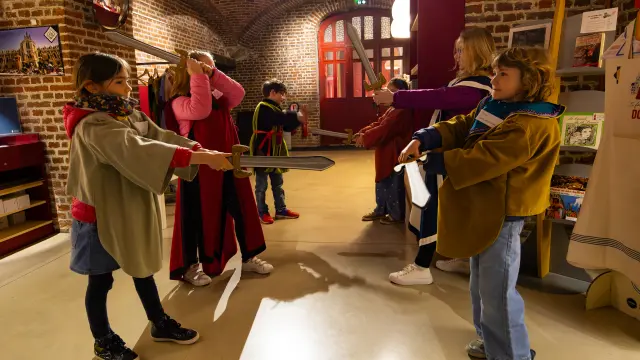 Il Etait Une Fois Le Beffroi Beffroi De Douai Visite Famille Douaisis Cadlanglet