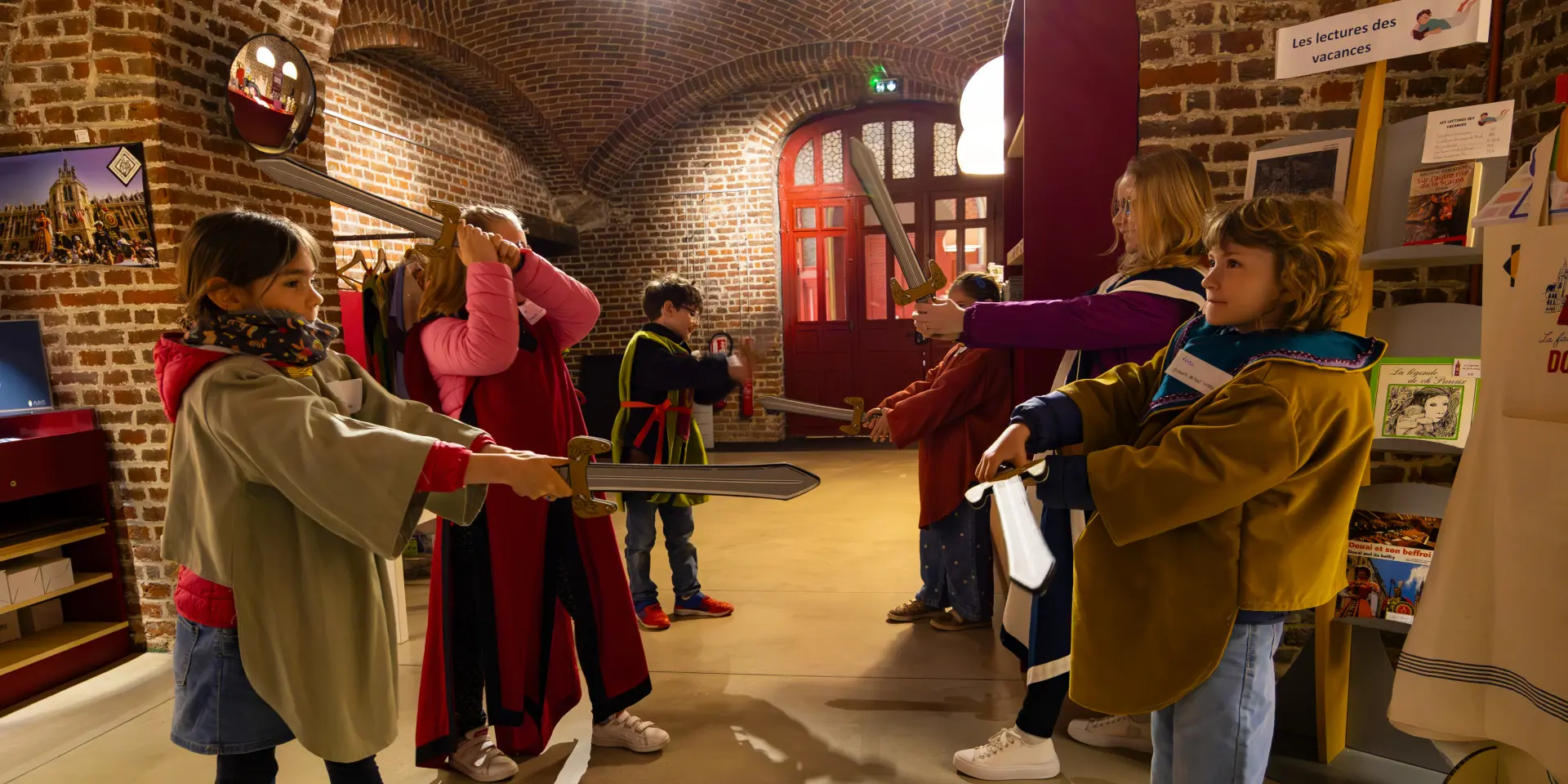 Il Etait Une Fois Le Beffroi Beffroi De Douai Visite Famille Douaisis Cadlanglet