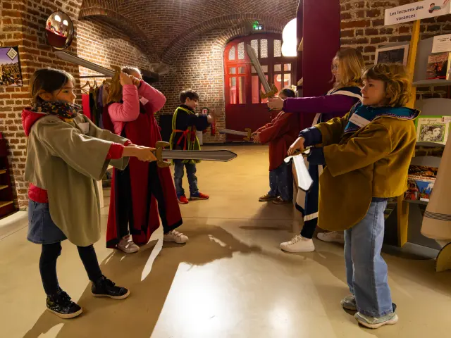 Il Etait Une Fois Le Beffroi Beffroi De Douai Visite Famille Douaisis Cadlanglet