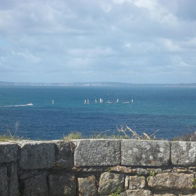 Vue sur la Baie de Douarnenez depuis l'île Tristan