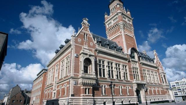Hotel De Ville