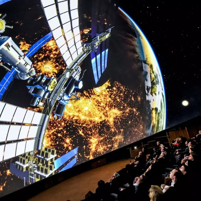 Le PLUS - Palais des Sciences et de l'Univers
