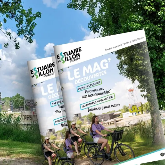 Black And Purple Magazinr Mockup Freebie Instagram Post