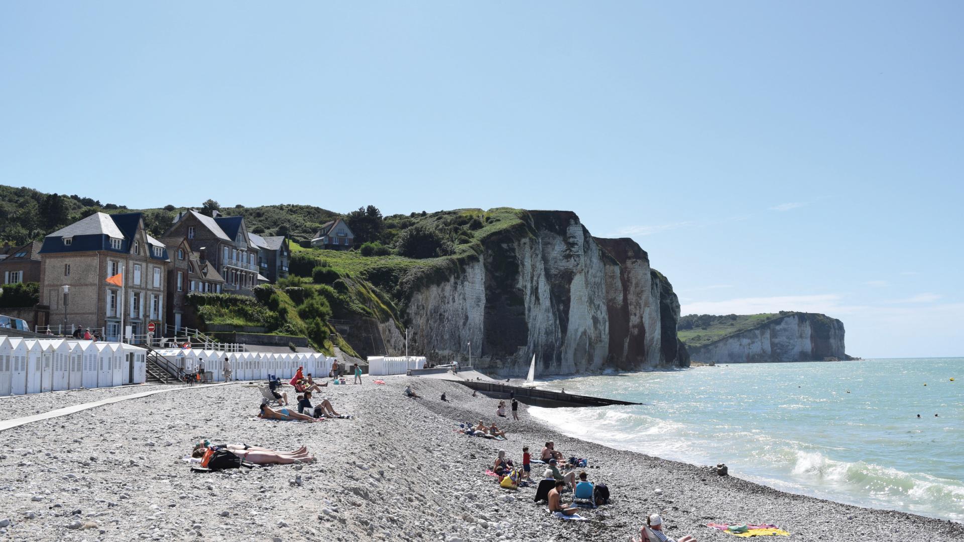 Plage Petites Dalles Aout 2021 1