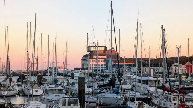 20241024 Fecamp Port Bassin Berigny Matin Automne 064440 Oit Fecamp