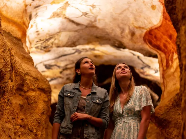 Visite de la grotte de Lascaux 4