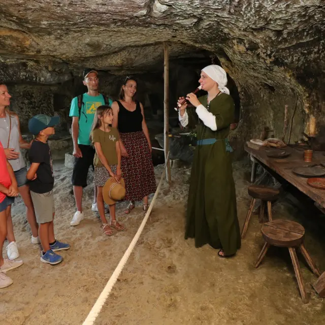Visite de La Roque Saint Christophe