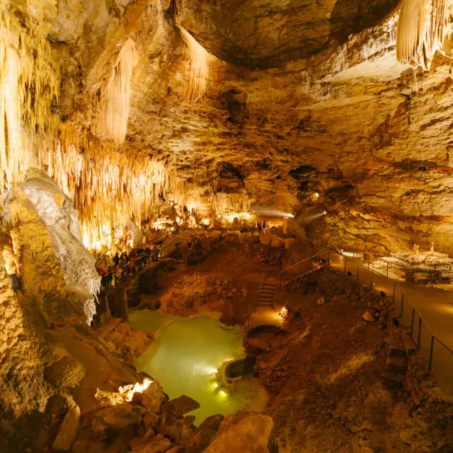 Intérieur Du Gouffre De Proumeyssac