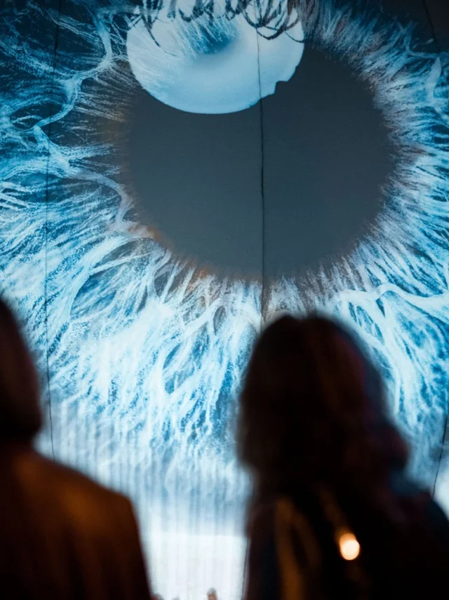 Oculucis Sculpture Lumineuse Place Bir Hakeim Bonifacio Festi Lumi Hermes H.e.m Mangialardo