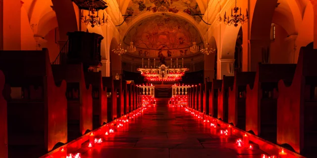Allee Eglise Bougies Festi Lumi Bonifacio