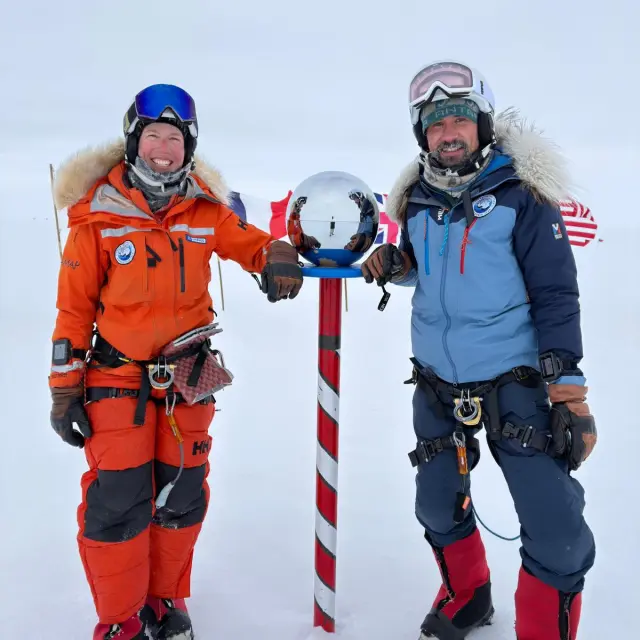 Heidi Sevestre Matthieu Tordeur Under Antarctica Pole Sud Geographique 3 Janvier 2026 1