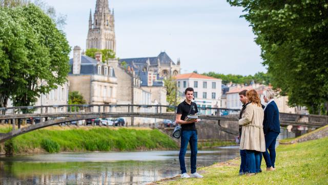 Visite de Fontenay-le-Comte avec guide