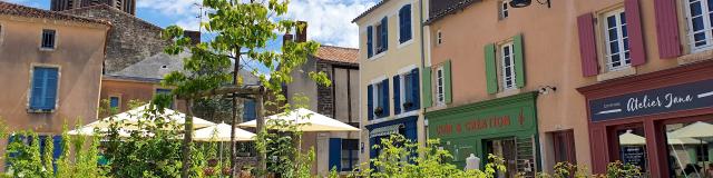 Vouvant bourg Place du Corps de Garde