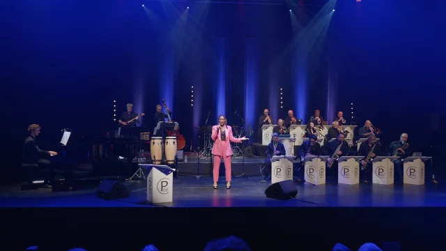 13.11 - Le Camembert Jazz Festival - Pacific Big Band invite Faby Medina