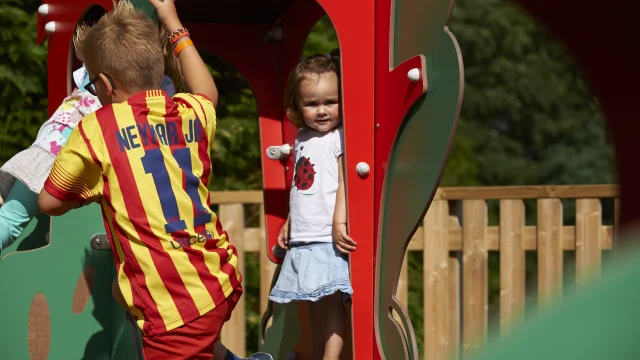 aire-de-jeux-pour-enfants-la-foret-fouesnant-bernard-galeron.jpg
