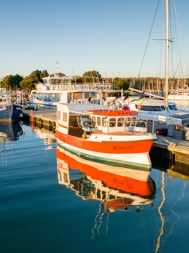 Port De Peche La Foret Fouesnant Bateau Hiver Poriel