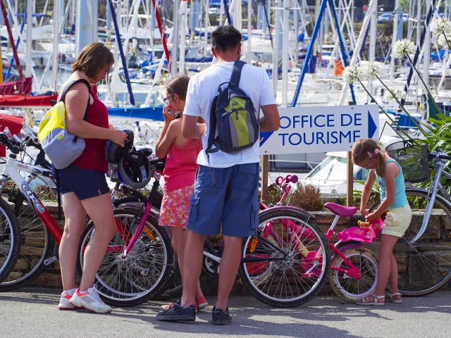 office-de-tourisme-galeron.jpg