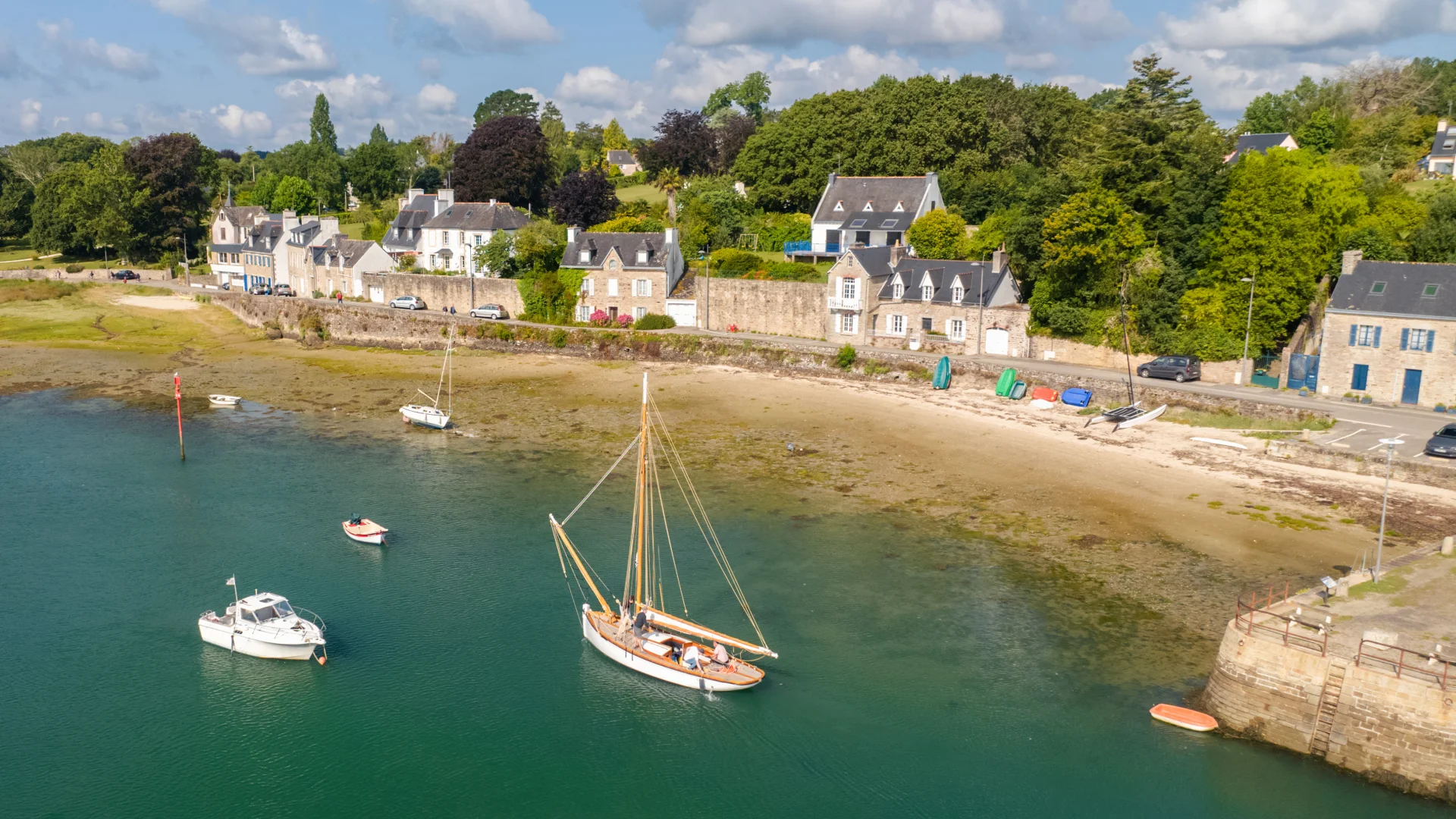 Vieux Port Ete La Foret Fouesnant Poriel