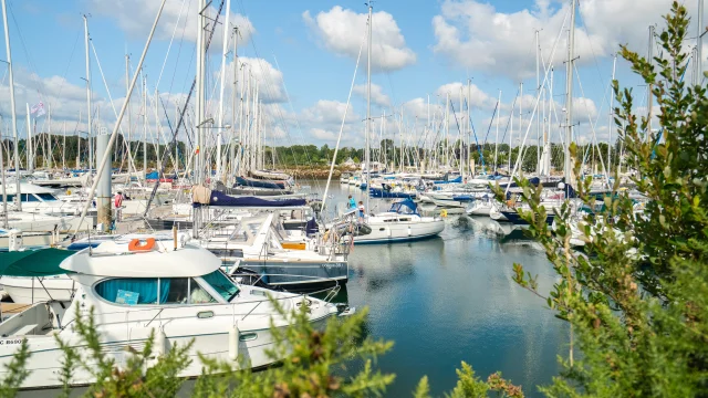 Voilier Port La Foret Ponton Bateau Poriel