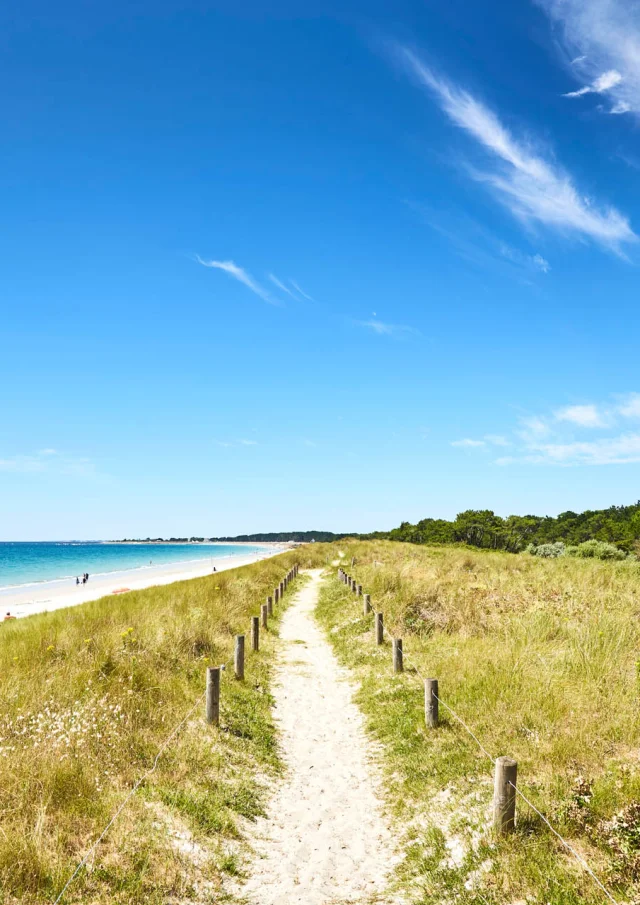 Maner path and beach