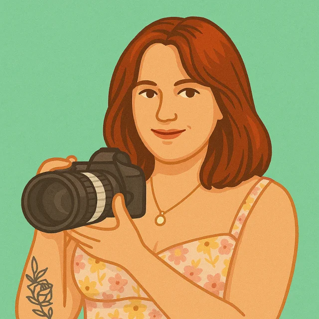 Illustration of a woman holding a camera