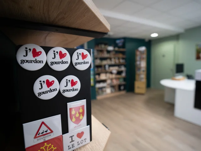 Recepción de la Oficina de Turismo de Pays de Gourdon después del trabajo