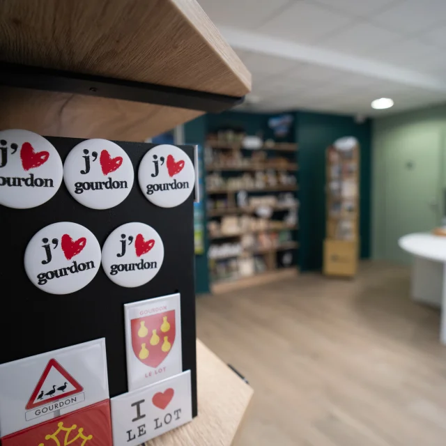 Recepción de la Oficina de Turismo de Pays de Gourdon después del trabajo