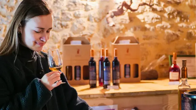 Dégustation du vin de grenier - les Claies de Maillol