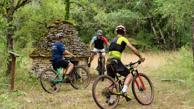 VTT Pech Curet
