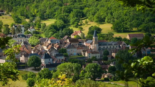 Saint-Germain-Du-Bel-Air au printemps