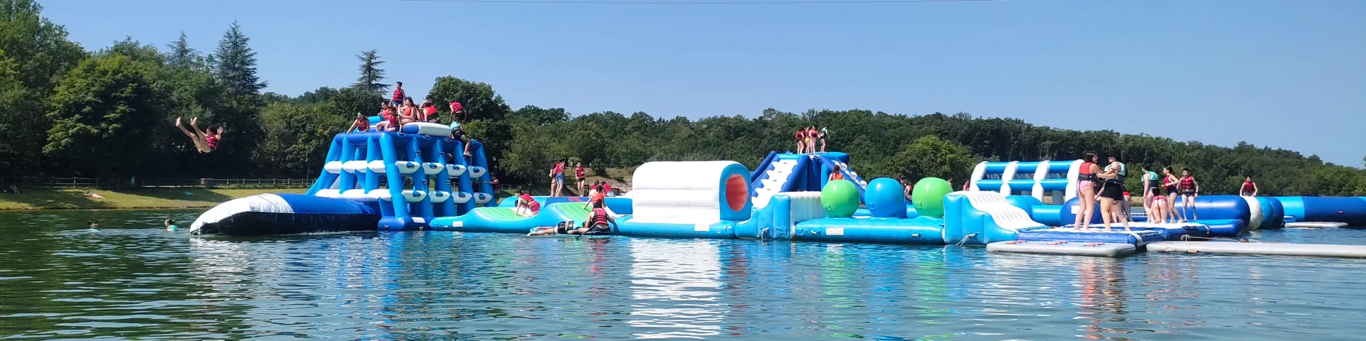 Aqua Monkey Island