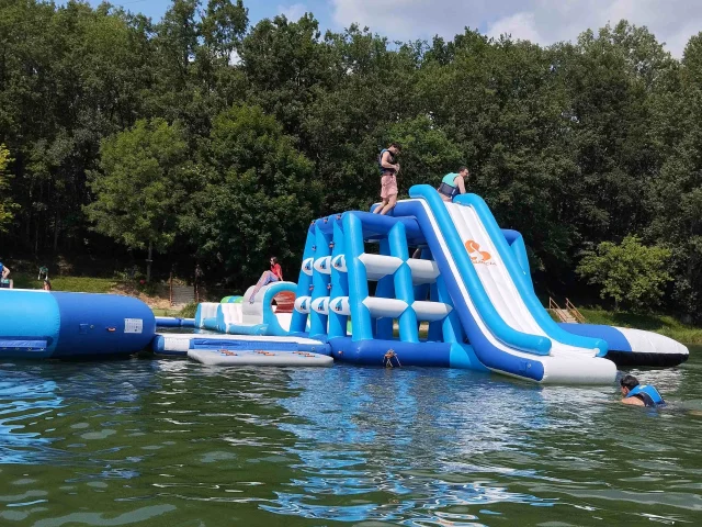 Aqua Monkey Island