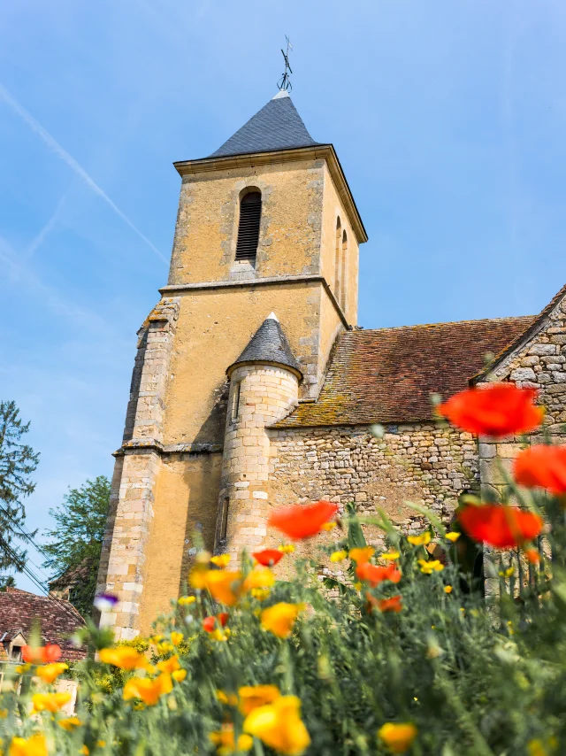 Church of Saint Pantaléon d'Anglars Nozac and flowers