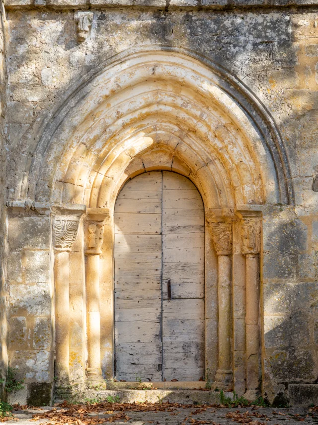 Door to the church in Fajoles