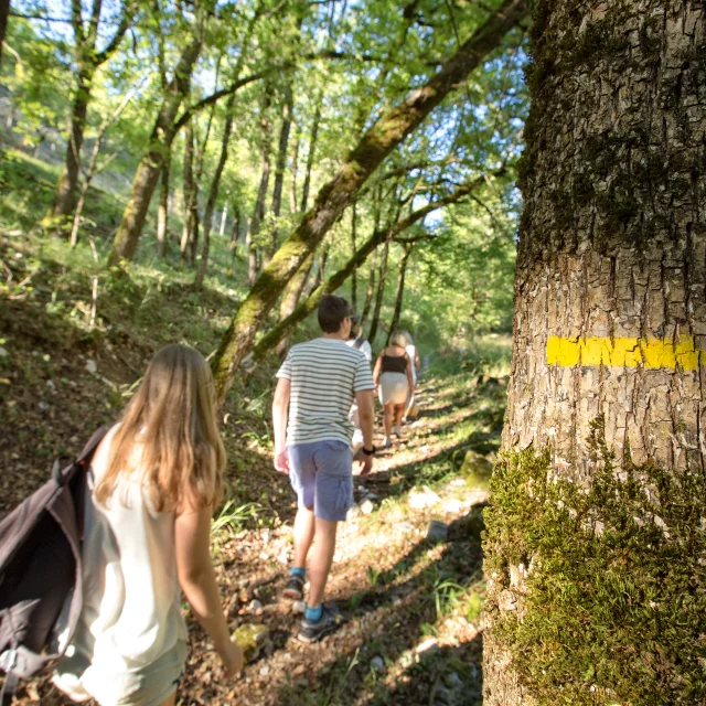 Sentier de Linars Family tour of the Pays de Gourdon