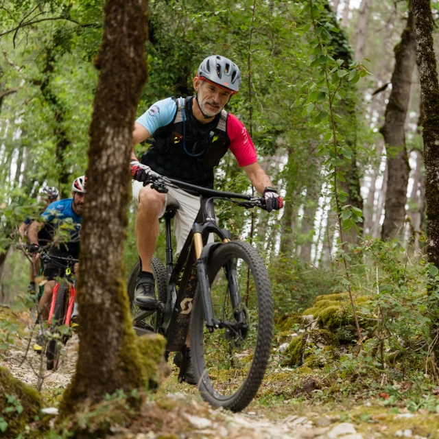 VTT Pech Curet